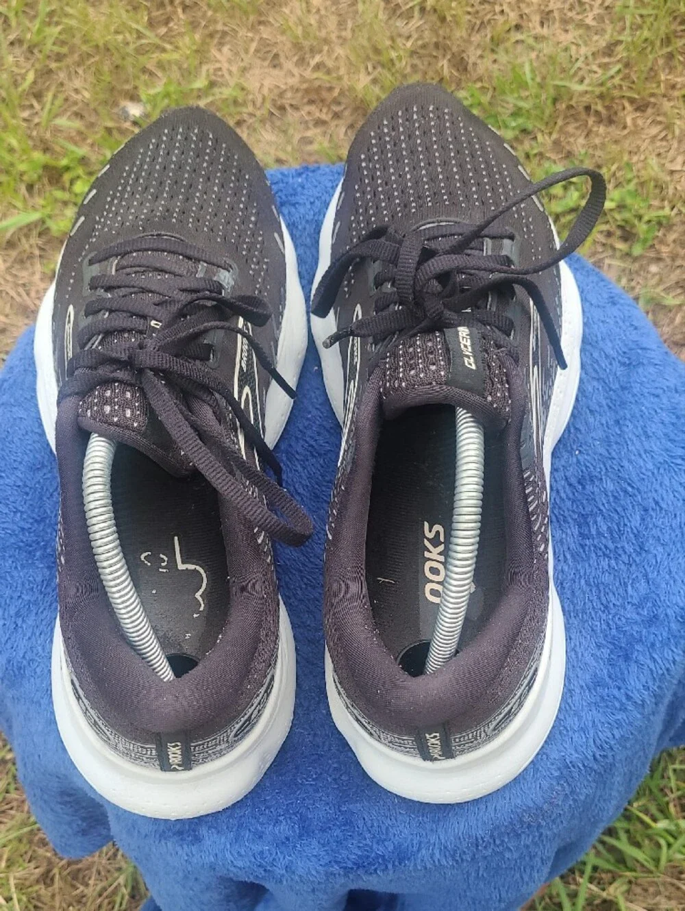 Brooks Men’s Glycerin 20 Running Sneakers - Black & White Size 9.5 Wide (2e)